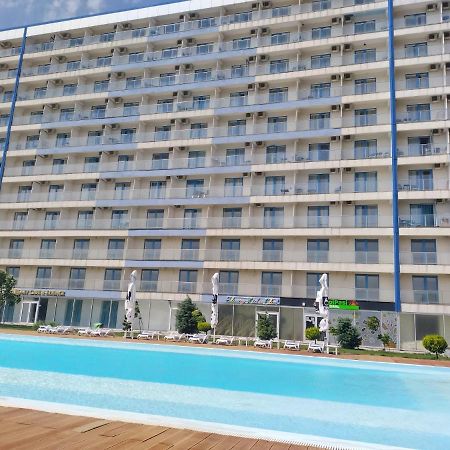 Blaxy Resort Stefi Cu Acces La Piscine Gratuit Douăzeci şi Trei August Εξωτερικό φωτογραφία