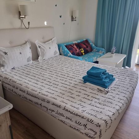 Blaxy Resort Stefi Cu Acces La Piscine Gratuit Douăzeci şi Trei August Εξωτερικό φωτογραφία