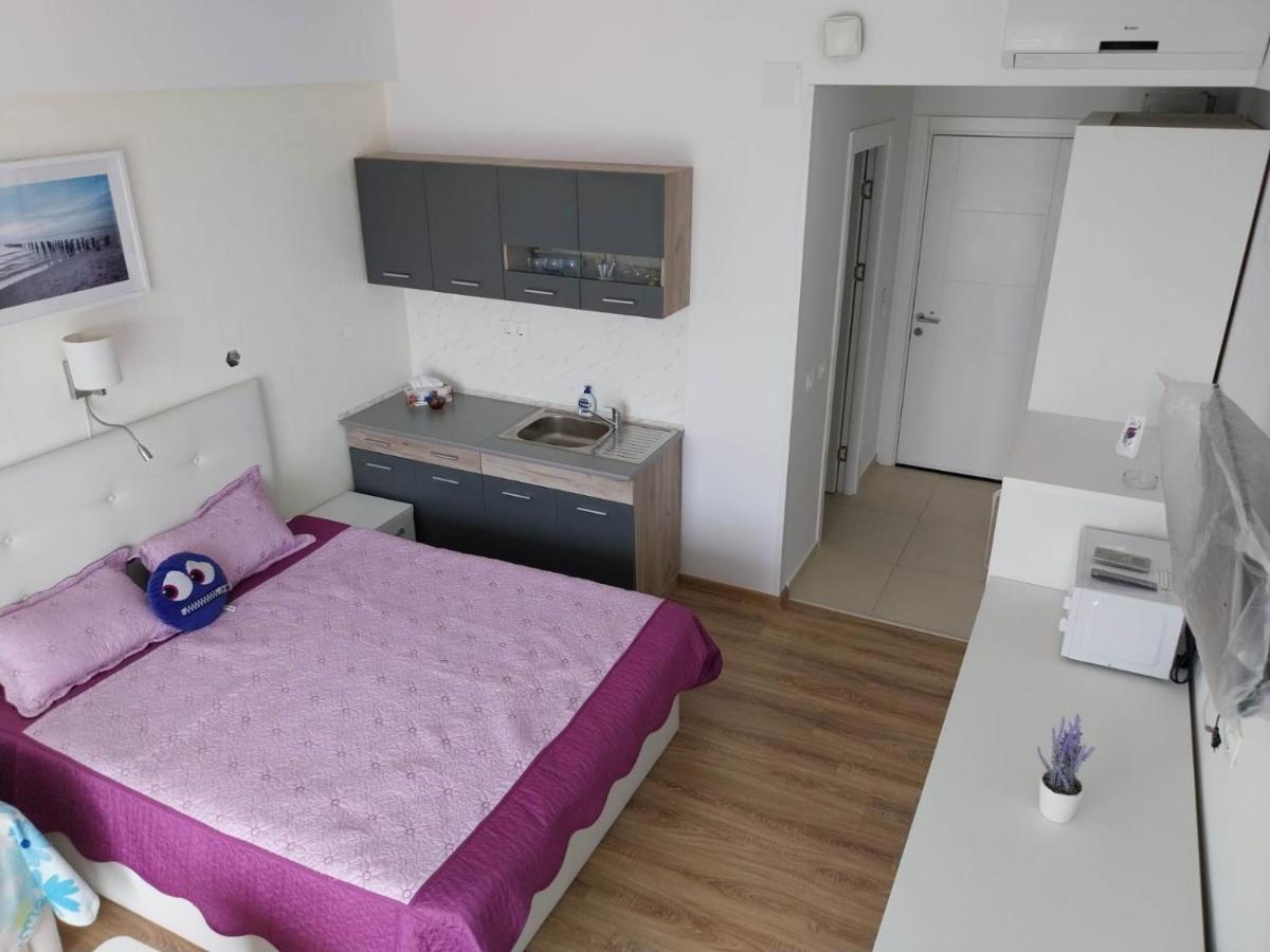 Blaxy Resort Stefi Cu Acces La Piscine Gratuit Douăzeci şi Trei August Εξωτερικό φωτογραφία