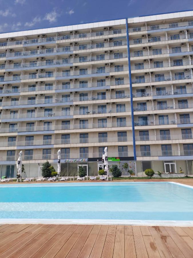 Blaxy Resort Stefi Cu Acces La Piscine Gratuit Douăzeci şi Trei August Εξωτερικό φωτογραφία