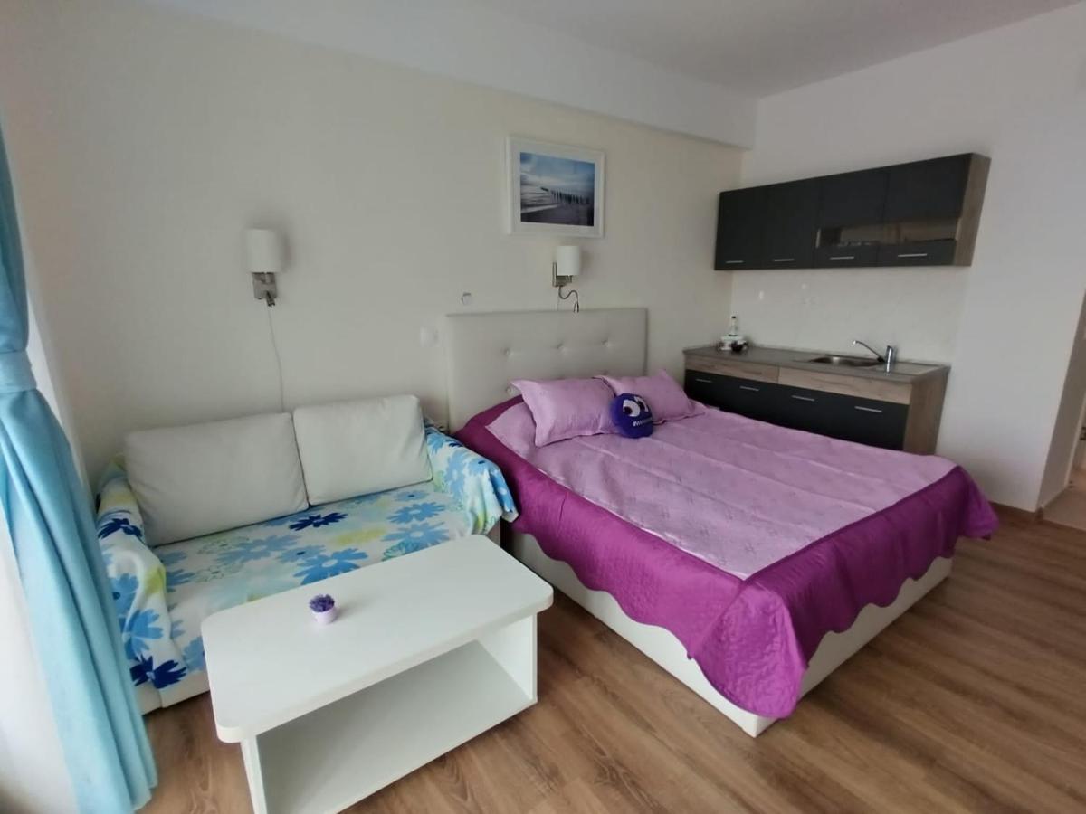 Blaxy Resort Stefi Cu Acces La Piscine Gratuit Douăzeci şi Trei August Εξωτερικό φωτογραφία