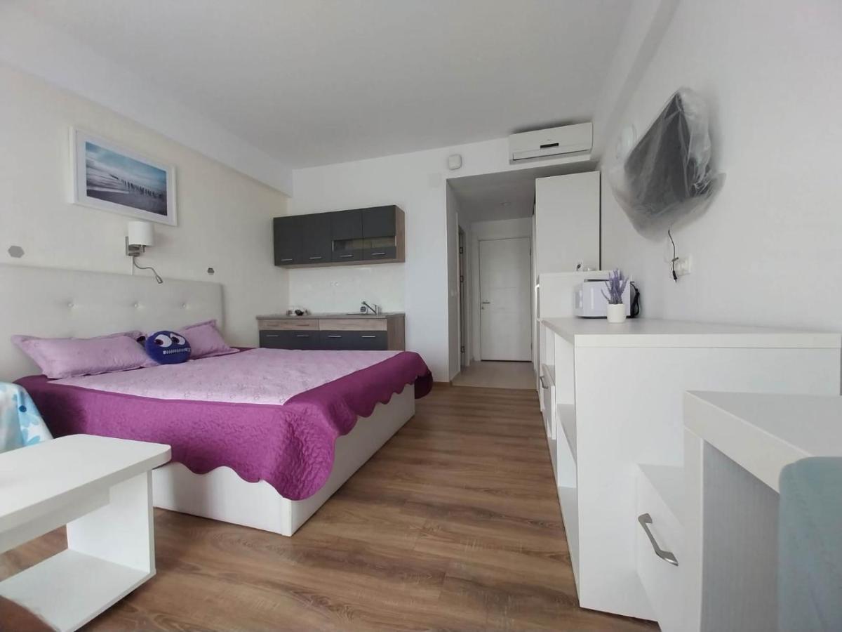 Blaxy Resort Stefi Cu Acces La Piscine Gratuit Douăzeci şi Trei August Εξωτερικό φωτογραφία
