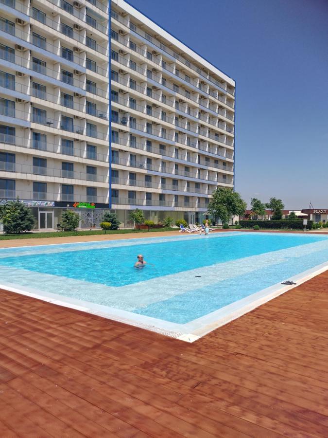 Blaxy Resort Stefi Cu Acces La Piscine Gratuit Douăzeci şi Trei August Εξωτερικό φωτογραφία