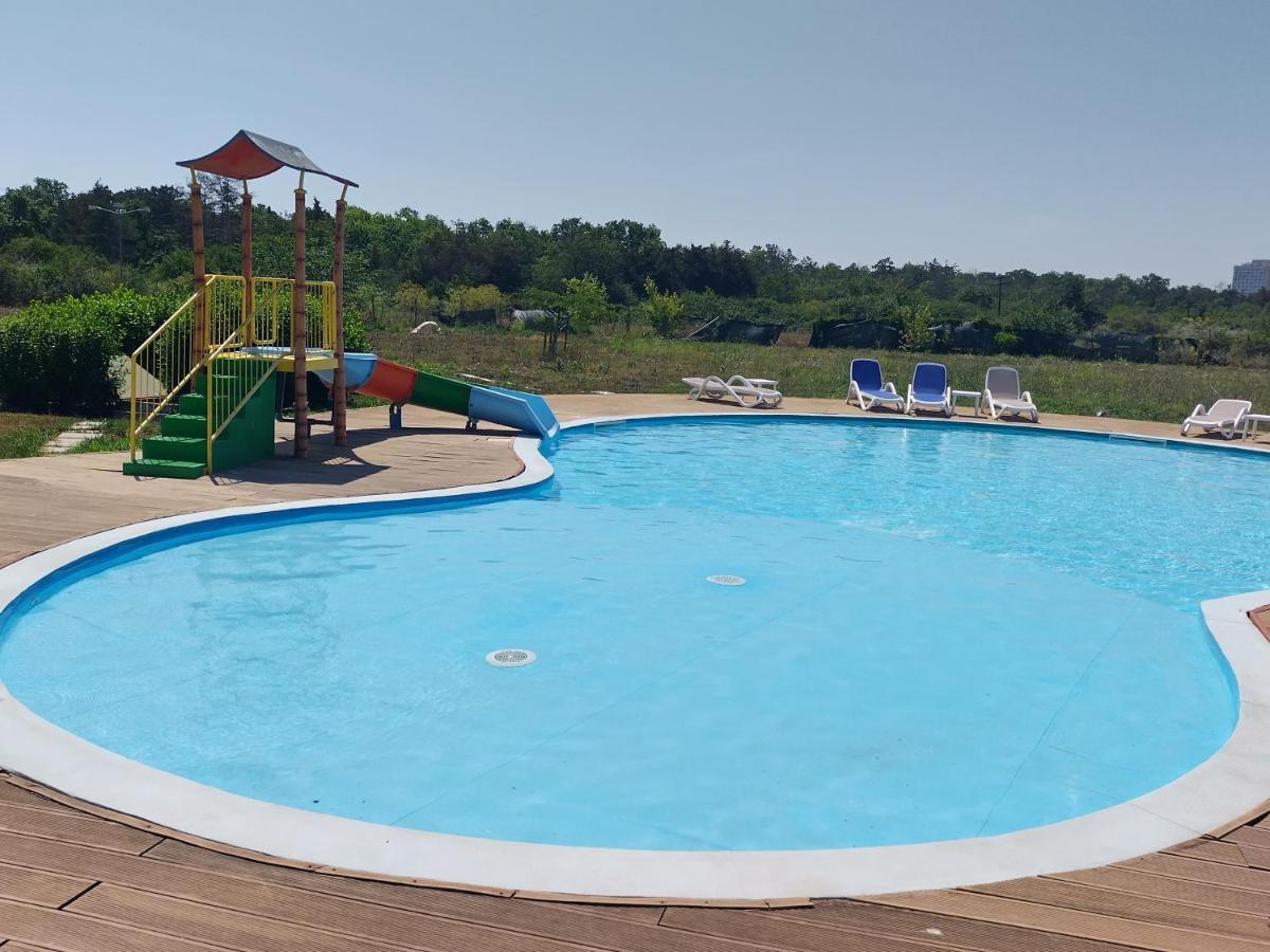 Blaxy Resort Stefi Cu Acces La Piscine Gratuit Douăzeci şi Trei August Εξωτερικό φωτογραφία